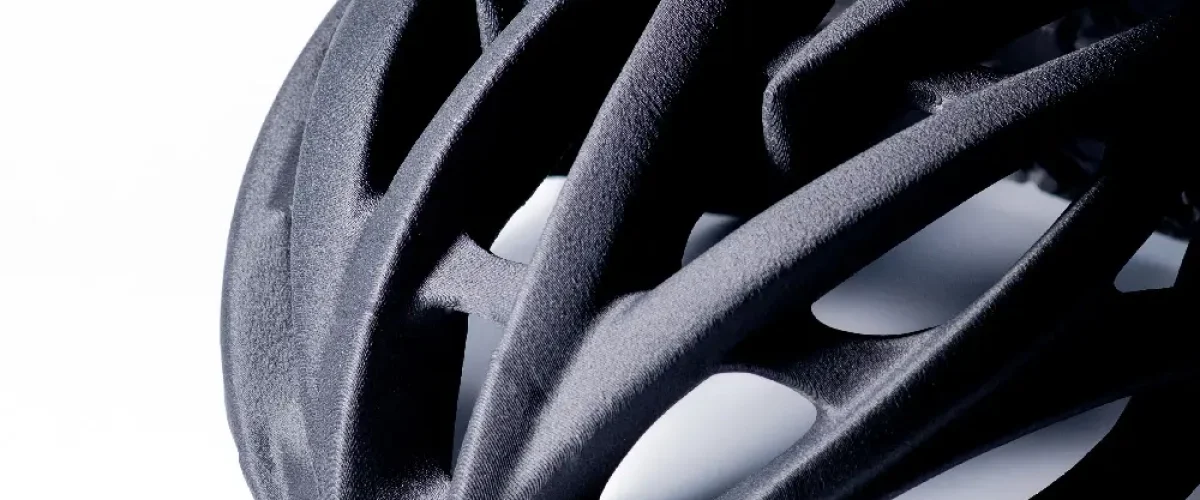 Capacete de bicicleta impresso em 3D na Delta Wasp 2040 Industrial X